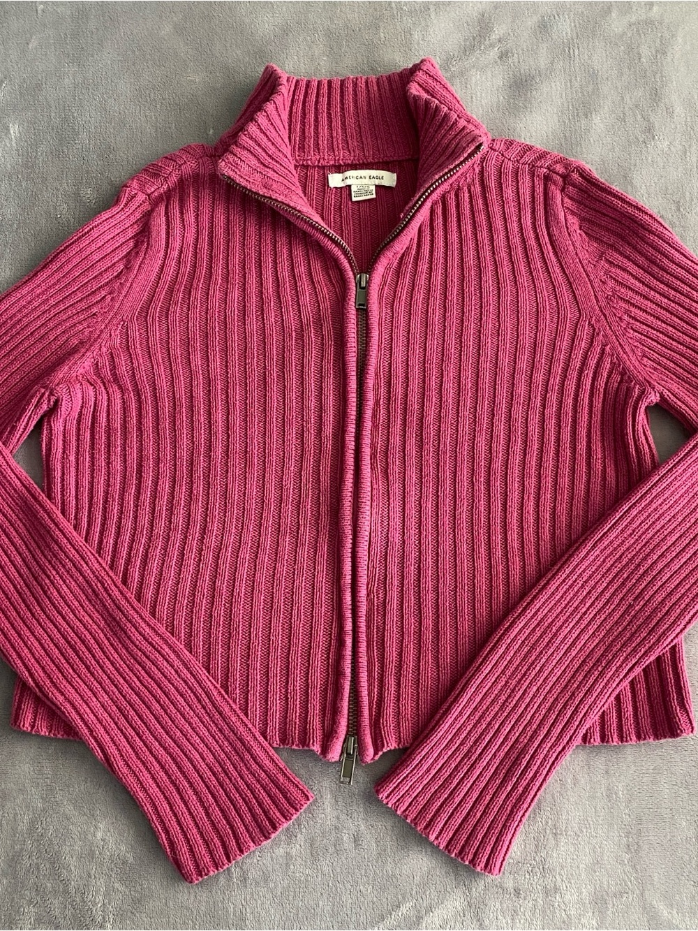 American Eagle Outfitters Raspberry Pink Ribbed Zip-Front Cardigan
